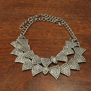 NWOT Banana Republic Statement Bow Necklace